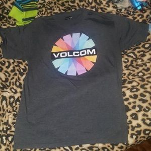 BRAND NEW VOLCOM